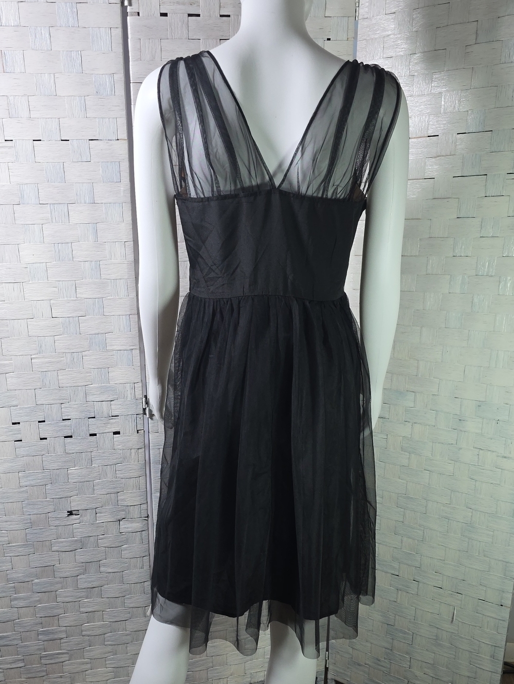 Retro Stage Dress - Picture 5 of 10